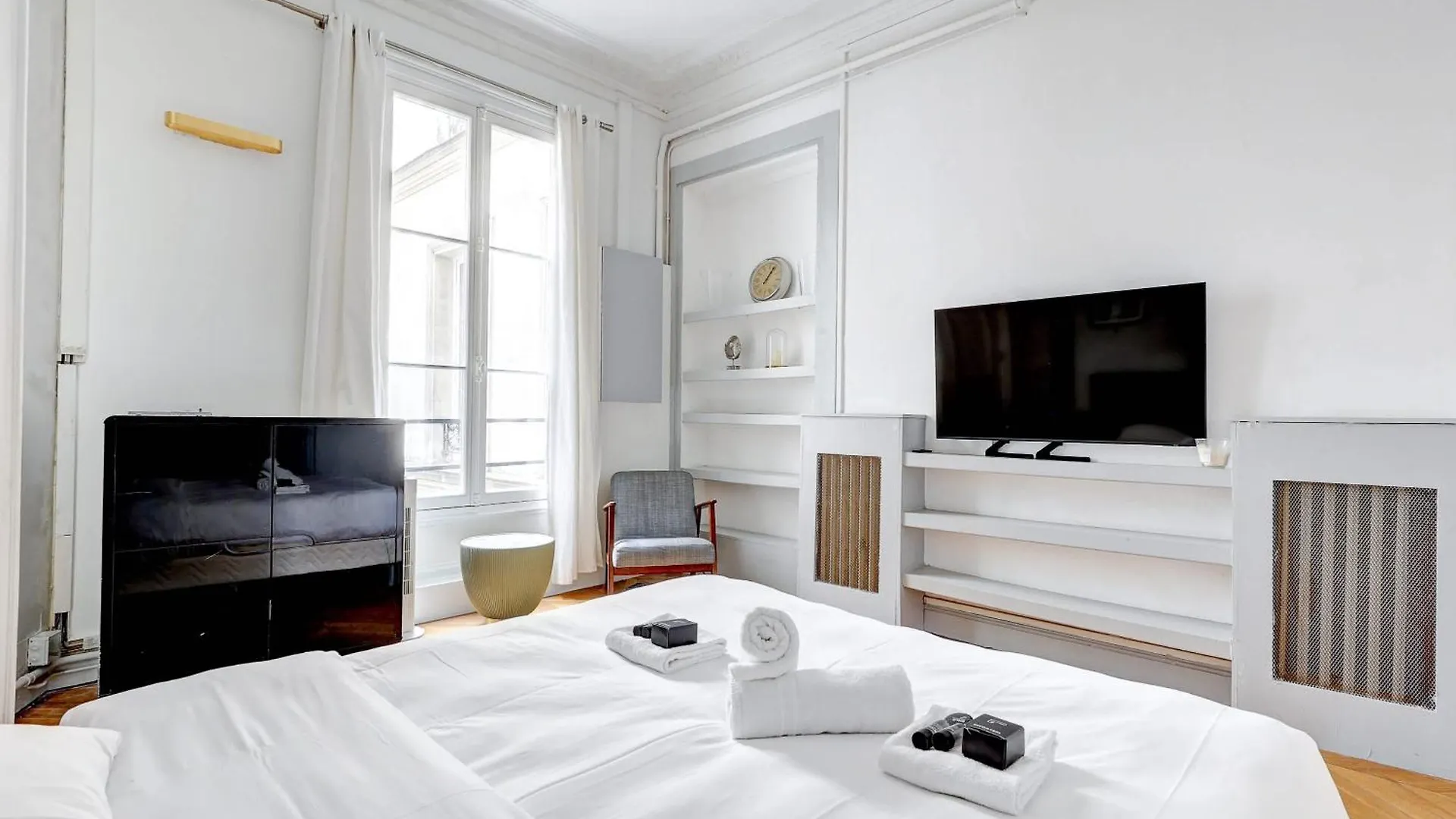 L'Elegance Parisienne Au Coeur Des Champs-Elysees Apartment